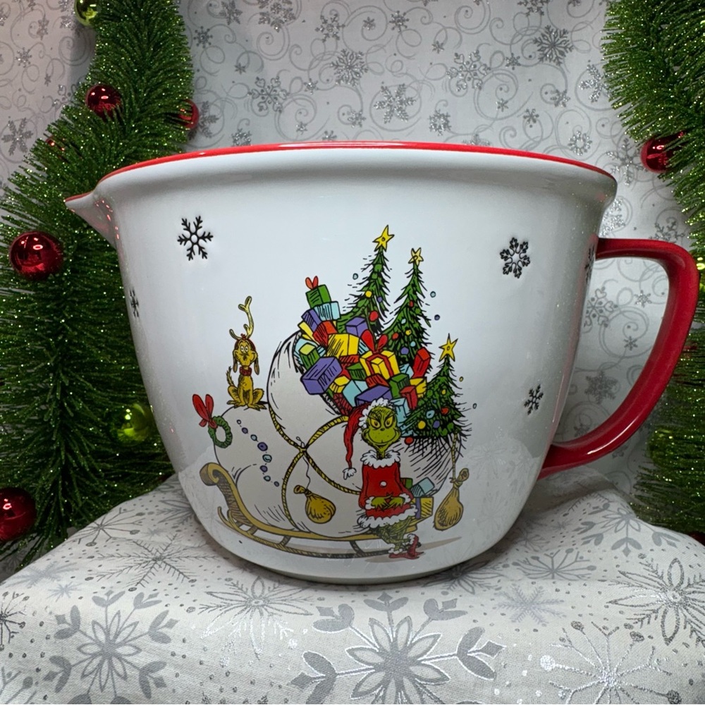 How The Grinch Stole Christmas XL Mixing Bowl-Grinch Max Sled Of Stolen Presents - Picture 3 of 12